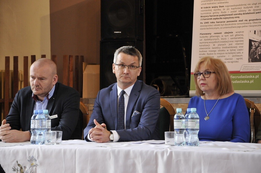 W siedzibie Hufca odbyła się konferencja prasowa z udziałem władz miasta i harcerzy. Trwa zbiórka na remont Domu Harcerza.
