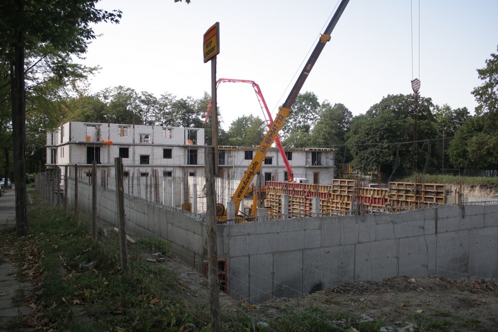 Zespół mieszkaniowy "Platany"