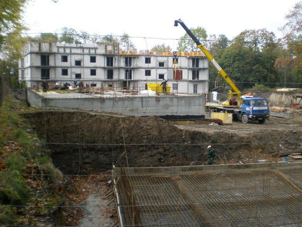 Zespół mieszkaniowy "Platany"