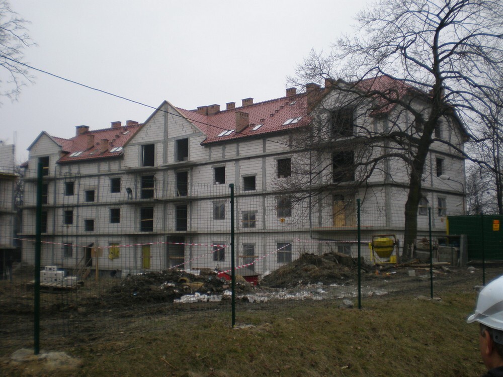 Zespół mieszkaniowy "Platany"