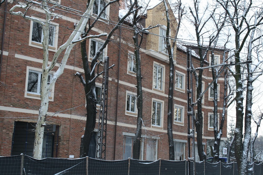 Zespół mieszkaniowy "Platany"