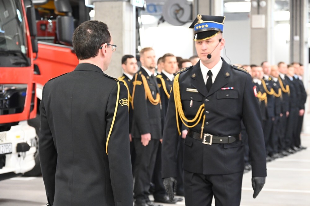 Dziś w Komendzie Miejskiej Państwowej Straży Pożarnej w Rudzie Śląskiej uroczystość zmiany komendanta miejskiego. / fot. UM Ruda Śląska