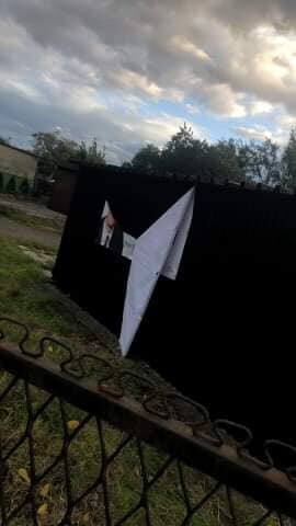 Na finiszu kampanii wyborczej emocje rosną. Komitety wyborcze skarżą się na coraz częstsze przypadki zrywania i niszczenia plakatów wyborczych.